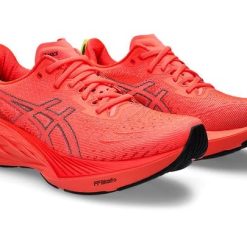 Alternative view of Asics Novablast 4 Sunrise Red True Red 1011B693-601