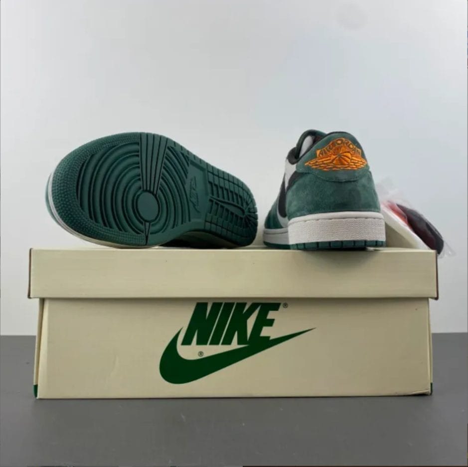 Travis Scott x Air Jordan 1 Low OG SP Green Velvet Shoes Sneakers - Image 10