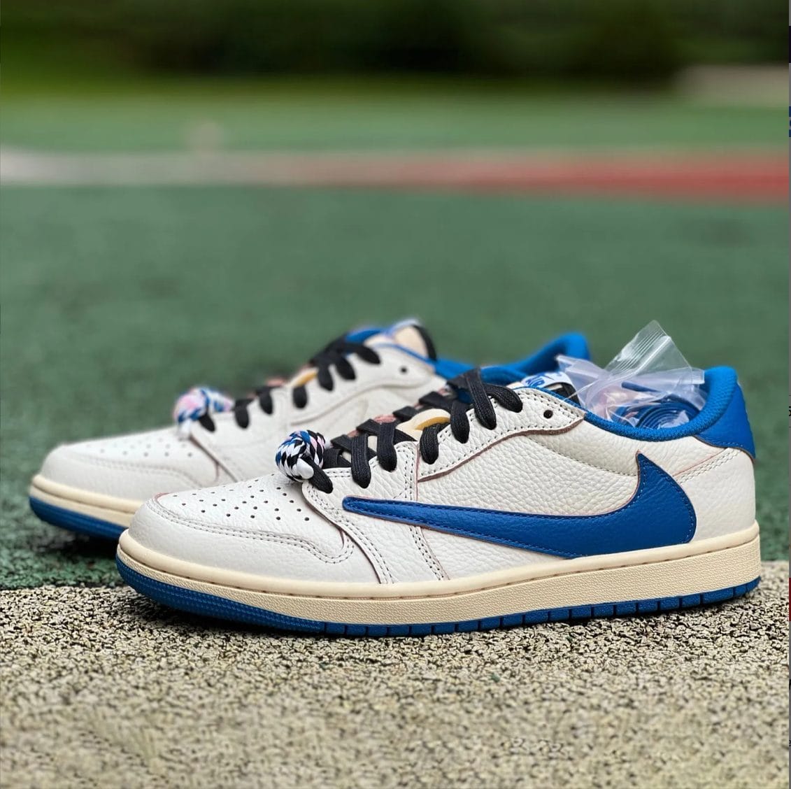 Travis Scott x Fragment x Air Jordan 1 Low 2025 Shoes Sneakers - Image 4