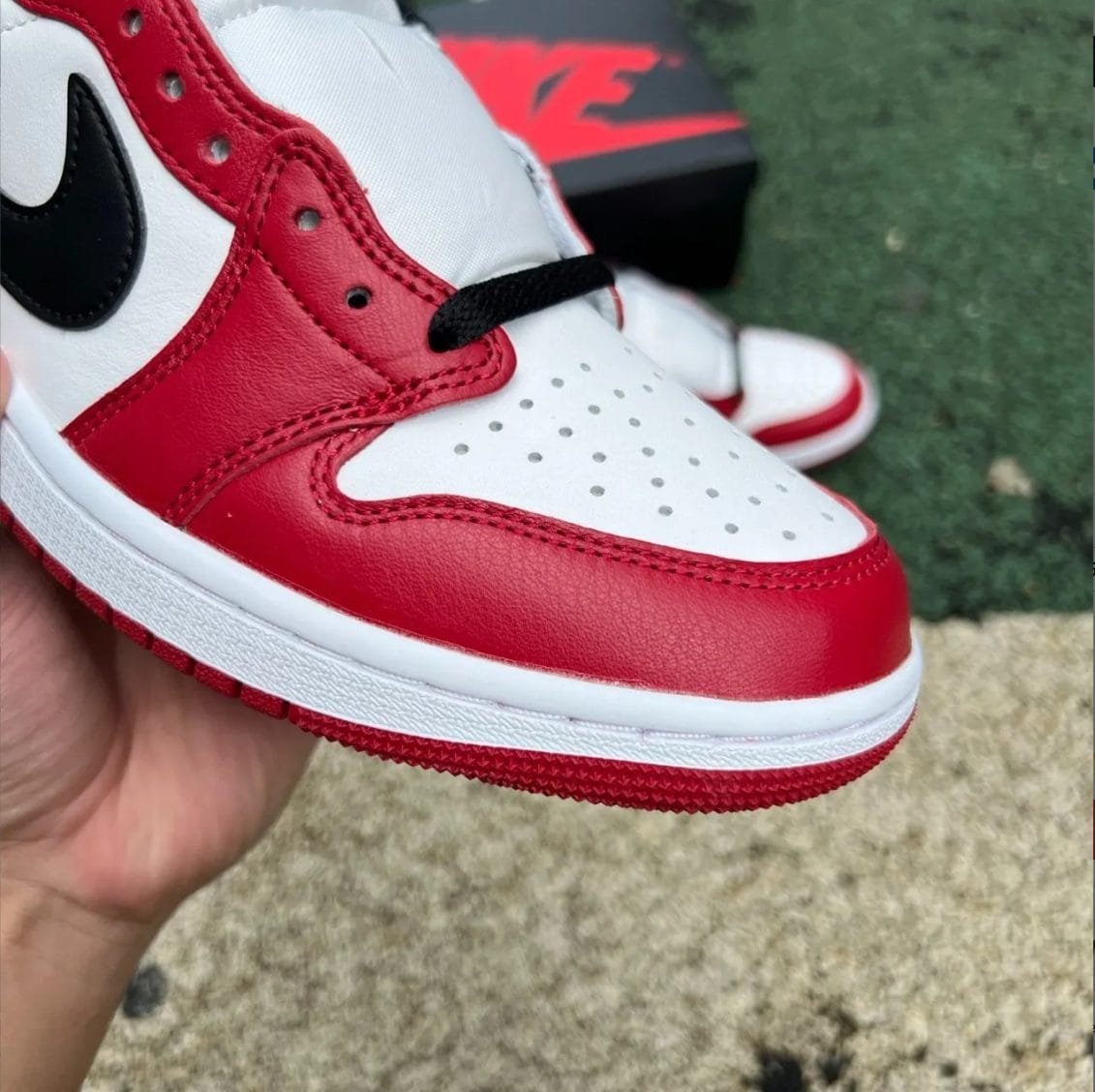 Alternative view of Air Jordan 1 Low OG Chicago 2025 Shoes Sneakers