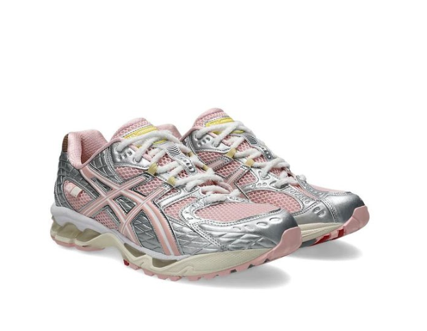 Asics Gel-Nimbus 10.1 Vandy The Pink x atmos Banana Split Strawberry 1203A865-702 - Image 4