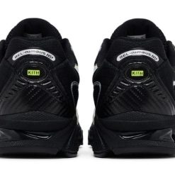Alternative view of Asics Gel-Nimbus 10.1 Kith Black Pure Silver 1203A844-001