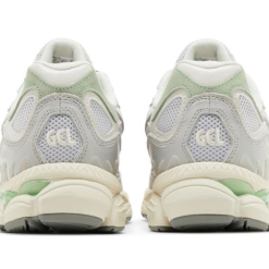 Alternative view of Asics Gel NYC Cloud Grey Green 1203A383-022