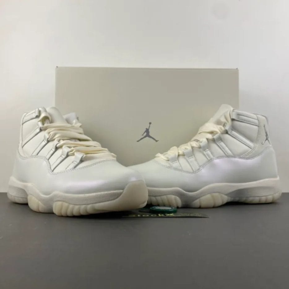 Air Jordan 11 Pearl Shoes Sneaker - Image 7