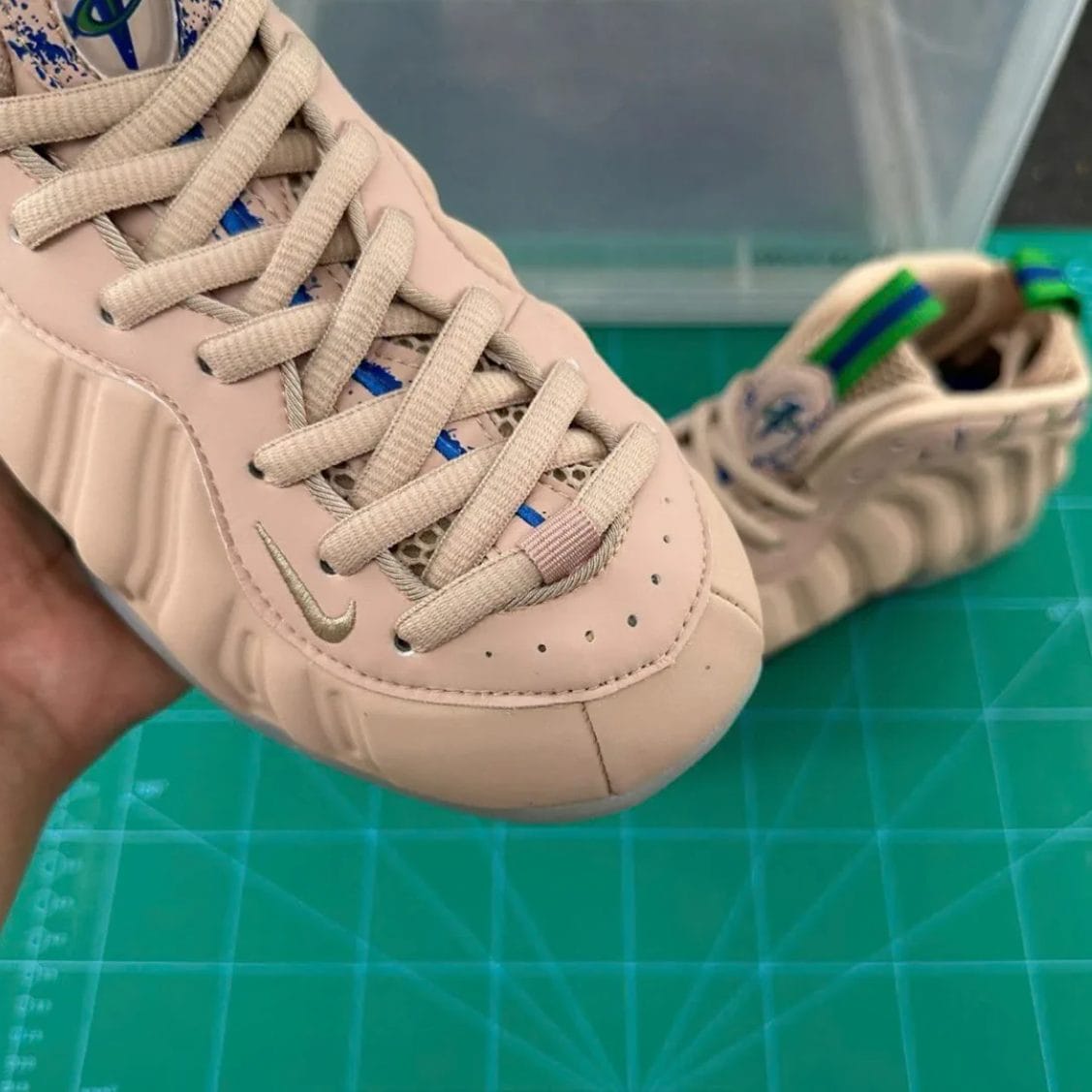 Air Foamposite One Particle Beige Shoes Sneakers - Image 4