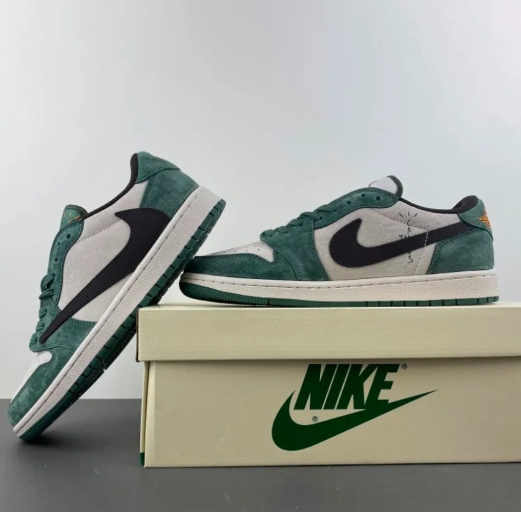 Travis Scott x Air Jordan 1 Low OG SP Green Velvet Shoes Sneakers - Image 8