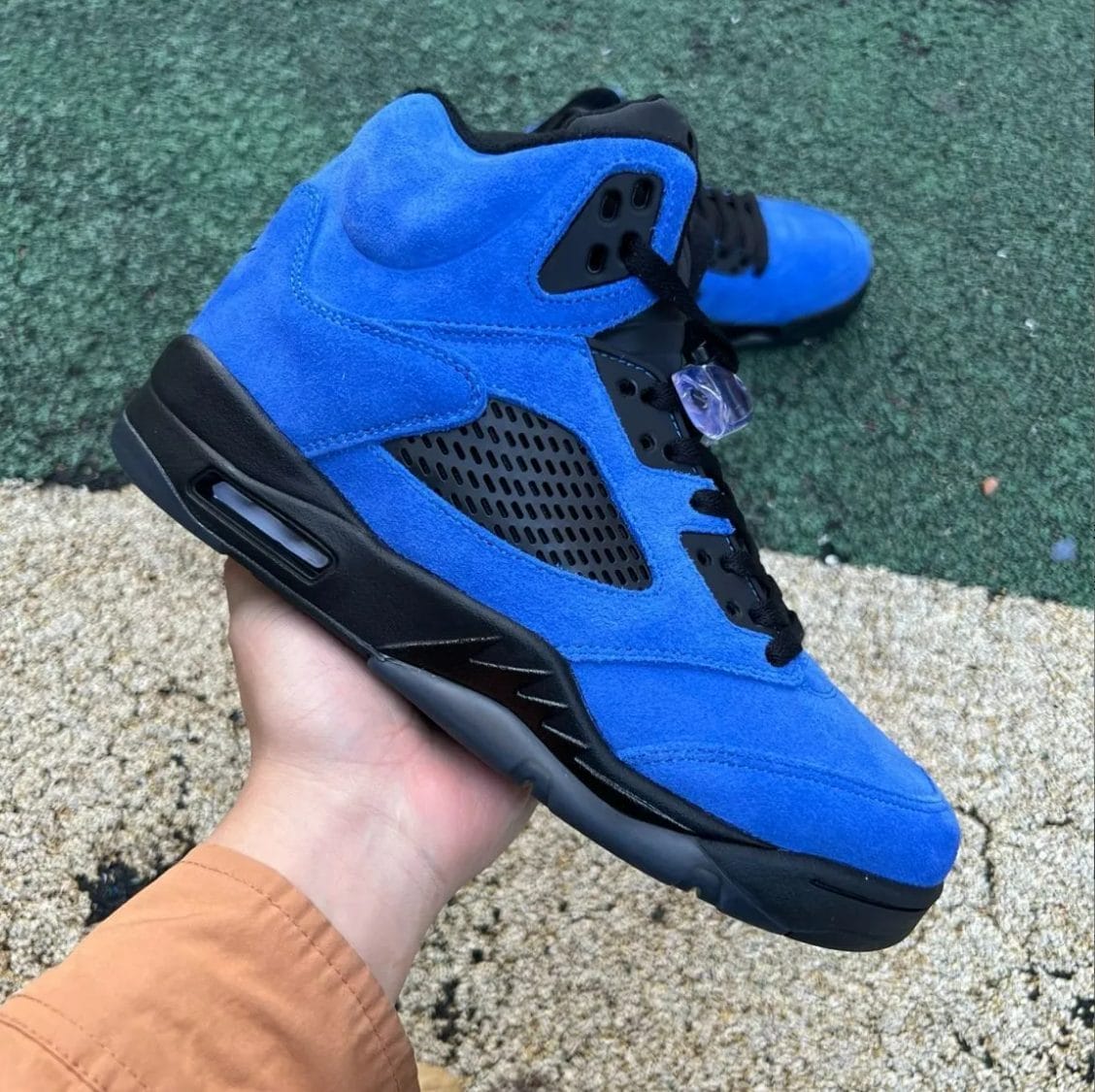 Alternative view of Air Jordan 5 Nightwing Shoes Sneakers