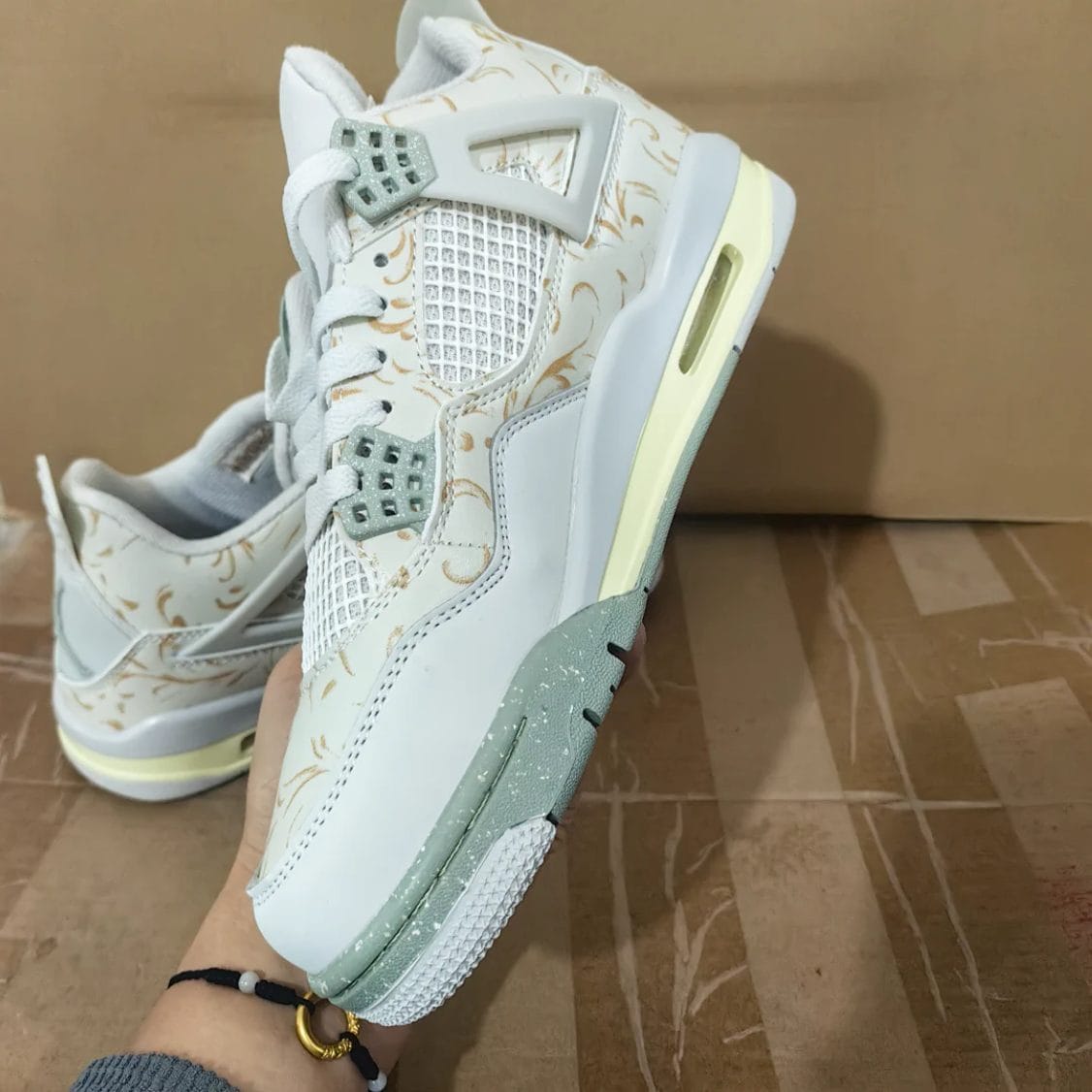 Air Jordan 4 SE Somos Eternos Shoes Sneakers - Image 3