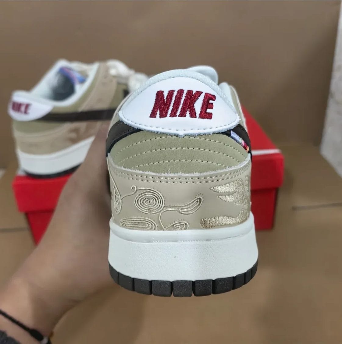 Dunk Low Year Of The Horse Shoes Sneakers - Image 6